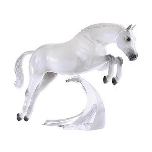 712 - Breyer Horse Newsworthy - NEW FOR MID-YEAR 2008!